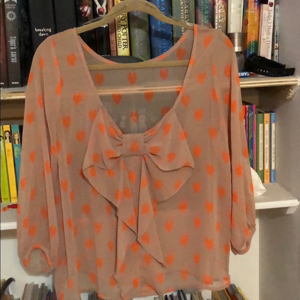 bow back Top - Picture 2 of 2